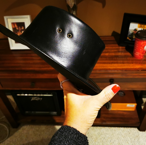 Leather cowboy hat - Picture 2 of 7